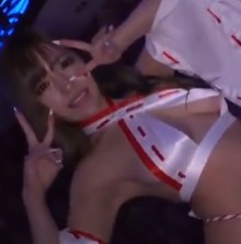เห็นบั้นท้ายแล้ว เล่นเอาควยแข็เลยครับ